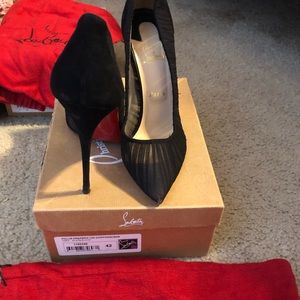 Christan Louboutin Black Pumps